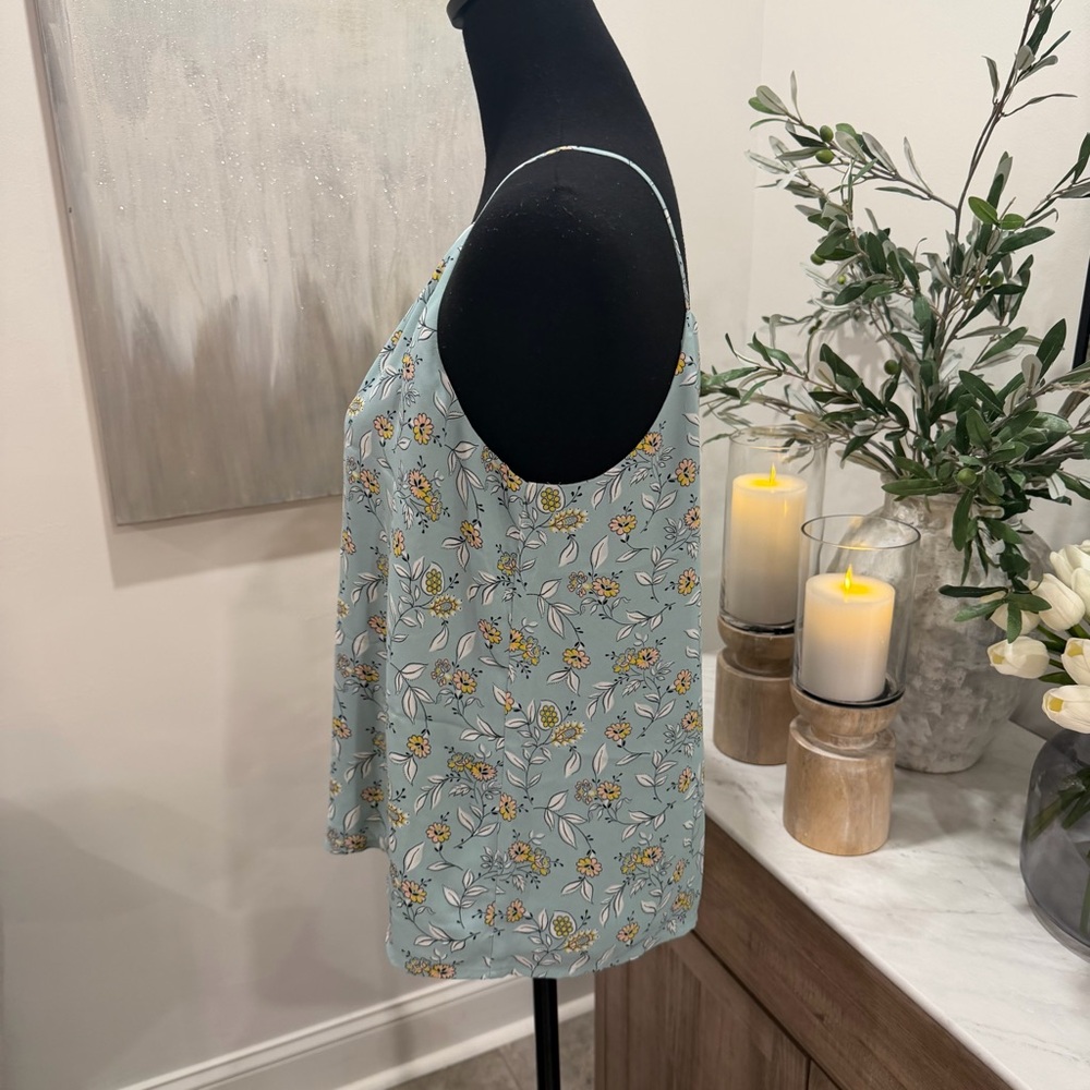 LOFT Floral Camisole in Blue and Yellow Floral with Button Detail - Picture 5 of 16